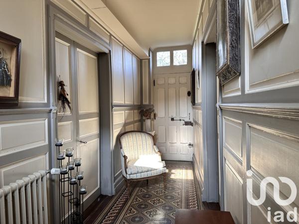 Maison 8 pièces de 280 m² à Coutances (50200)