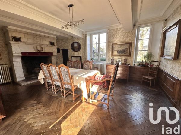 Maison 8 pièces de 280 m² à Coutances (50200)