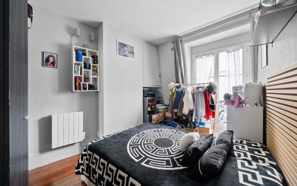 Appartement à vendre    3 pièces • 39,83 m2 Paris 15