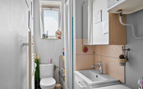 Appartement à vendre    3 pièces • 39,83 m2 Paris 15