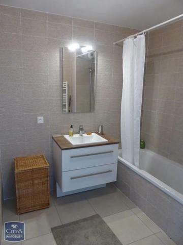 Appartement à louer 3 pièces 66.16m²