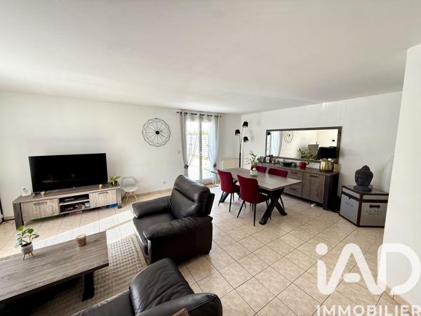 Maison à vendre 6 pièces 102 m² Brie-Comte-Robert