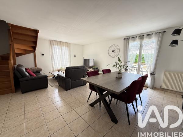 Maison à vendre 6 pièces 102 m² Brie-Comte-Robert
