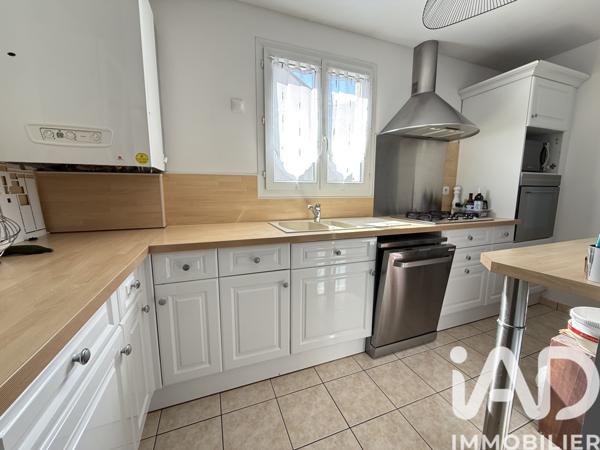 Maison à vendre 6 pièces 102 m² Brie-Comte-Robert