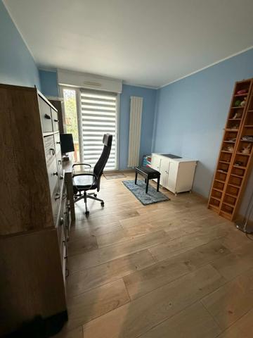 Appartement 102 m² avec terrasse & parking – Lille Cormontaigne LILLE