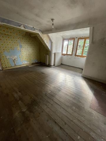 Carnoy (80300) MAISON DE CARACTÈRE – SECTEUR HISTORIQUE DE LA BATAILLE DE LA SOMME – FORT POTENTIEL GÎTE / INVESTISSEMENT