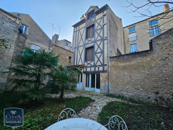 Appartement à louer 2 pièces 36.75m² Poitiers (86000)