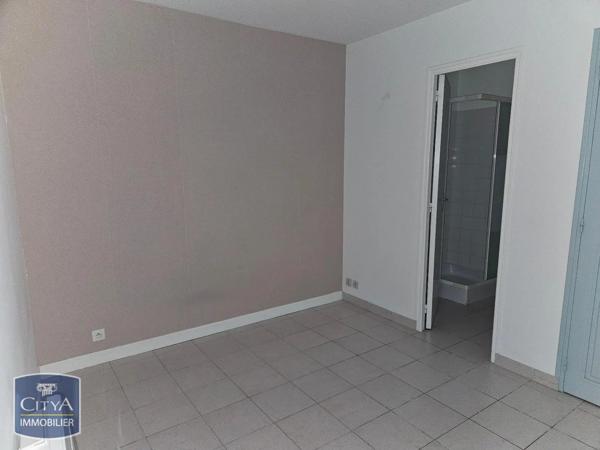 Appartement à louer 2 pièces 36.75m² Poitiers (86000)