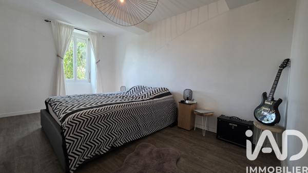 Maison à vendre 6 pièces 186 m² Bayon-sur-Gironde