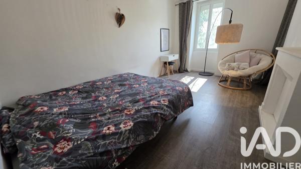 Maison à vendre 6 pièces 186 m² Bayon-sur-Gironde