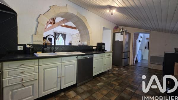 Maison à vendre 6 pièces 186 m² Bayon-sur-Gironde