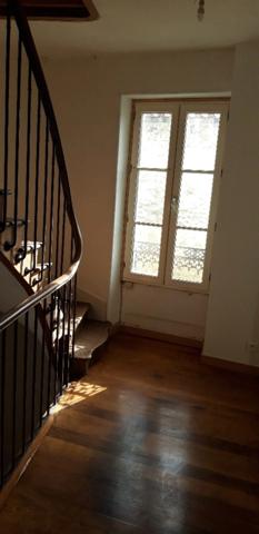 LUCON COEUR DE VILLE APPARTEMENT RENOVE 50M²/1 CHAMBRE CHARGES COMPRISES AVEC VUE PANORAMIQUE