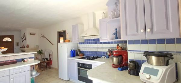 Argeliers (11120) Villa de PLAIN PIEDS au calme.