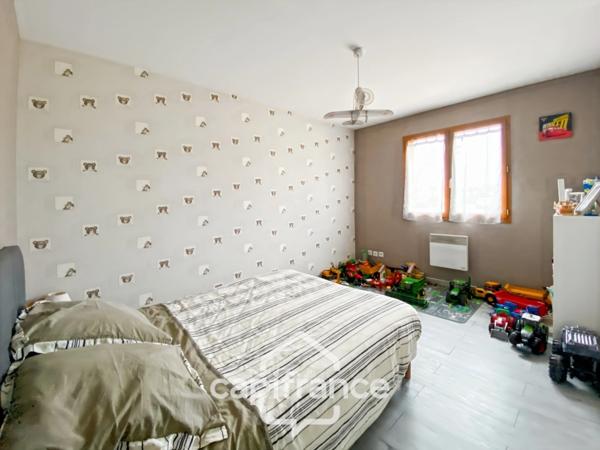 DOMMARTIN LES CUISEAUX - Maison à vendre 7 pièces - 4 chambres - 1001m² de terrain