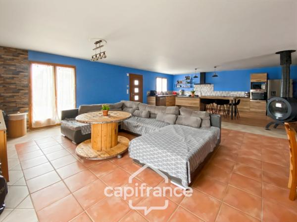 DOMMARTIN LES CUISEAUX - Maison à vendre 7 pièces - 4 chambres - 1001m² de terrain