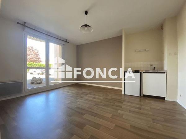 Location Appartement 2 pièces 34.1 m² - RESIDENCE LA CHAPELLE - 31 RUE DE LA GANTERIE Poitiers 86000