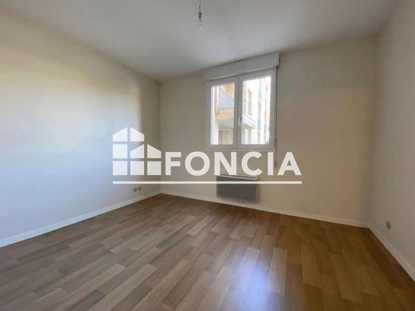 Location Appartement 2 pièces 34.1 m² - RESIDENCE LA CHAPELLE - 31 RUE DE LA GANTERIE Poitiers 86000