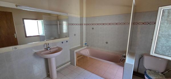 Ensemble de 3 appartements proche centre ville