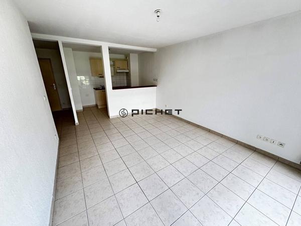 Appartement 2 pièces 42 m² BORDEAUX - 33300