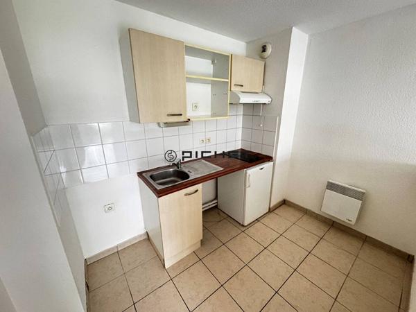 Appartement 2 pièces 42 m² BORDEAUX - 33300