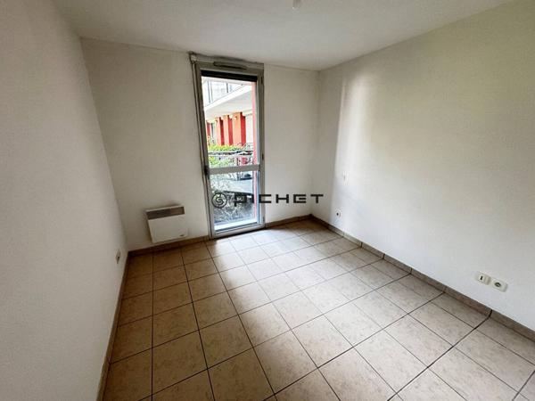 Appartement 2 pièces 42 m² BORDEAUX - 33300