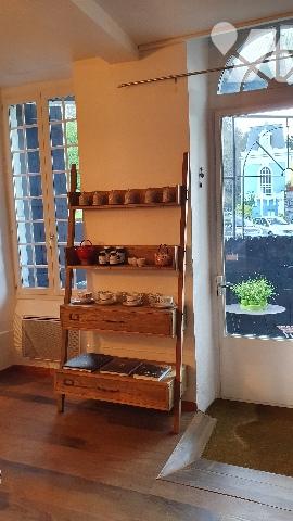 Maison (chambre d'hôte) de 200 m², en plein centre-ville de BAGNERES-DE-BIGORRE  proche des Thermes.