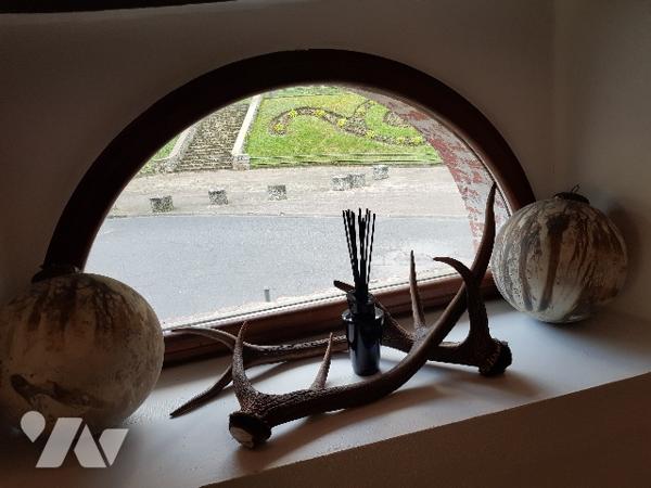 Maison (chambre d'hôte) de 200 m², en plein centre-ville de BAGNERES-DE-BIGORRE  proche des Thermes.