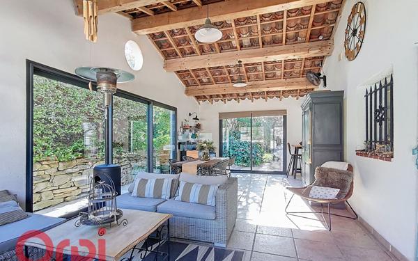Maison à vendre    4 pièces •  La Cadière-d'Azur