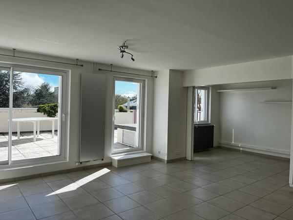 Appartement duplex type 5 avec grande terrasse