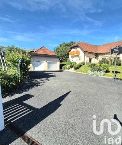 Maison à vendre 7 pièces 250 m² Neydens