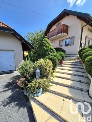 Maison à vendre 7 pièces 250 m² Neydens