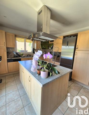 Maison à vendre 7 pièces 250 m² Neydens