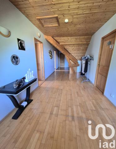 Maison à vendre 7 pièces 250 m² Neydens