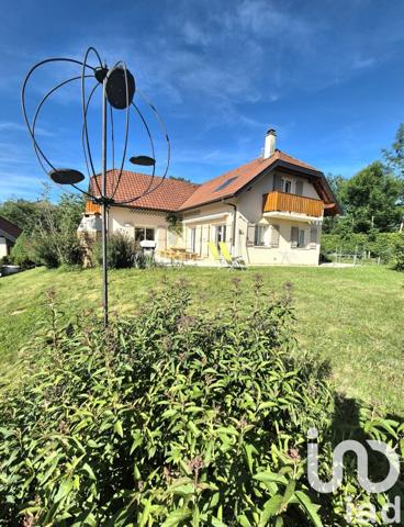 Maison à vendre 7 pièces 250 m² Neydens