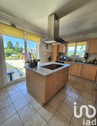 Maison à vendre 7 pièces 250 m² Neydens