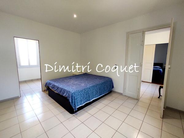 Maison de caractère dans un ancien domaine viticole