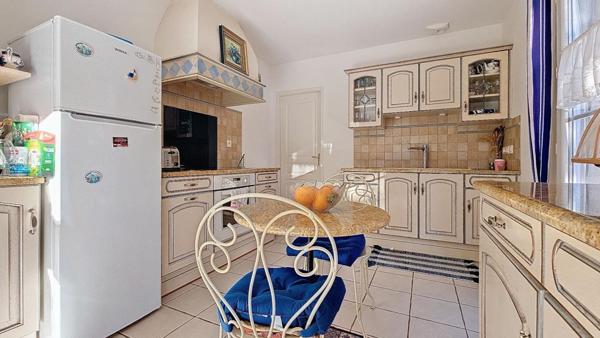 Maison Etaules 6 pièce(s) 133 m2