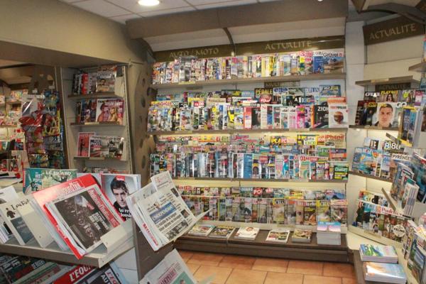 Fonds de commerce à vendre LIMOUX (11) , dans un cœur de ville . EBE de 132 KE- Magasin de 137 m²  récent