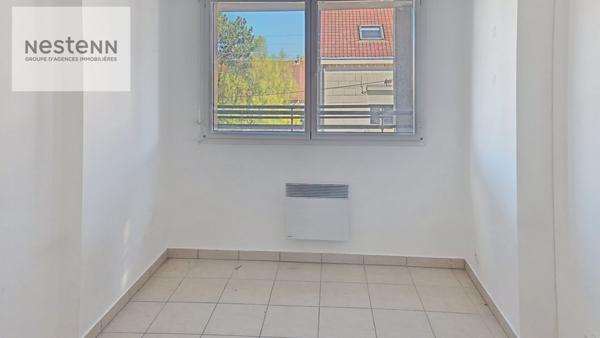 Appartement T3 dans résidence DESCARTES au 2ème étage d'une surface de 67.73 m2, 2 chambres, Ascenseur, Garage