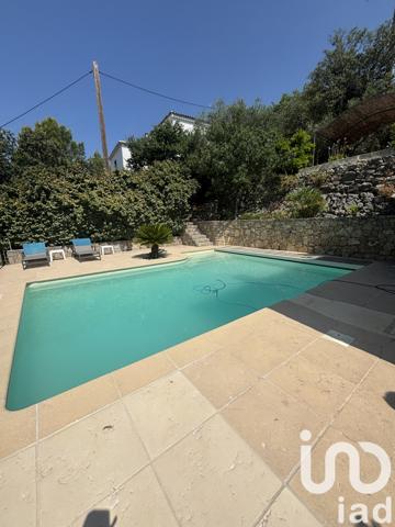 Maison à vendre 6 pièces 214 m² Taradeau