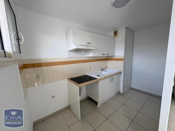 Appartement à louer 3 pièces 57.98m² Angoulême (16000)