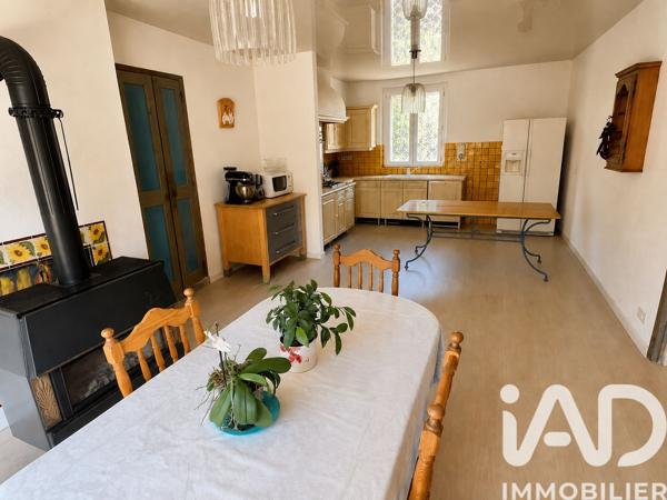 Maison à vendre 5 pièces 142 m² Saint-Rémy-de-Provence