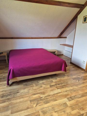 Maison de 110 m2, 3 ch, garage de 80 m2 et terrain de 2379 m2
