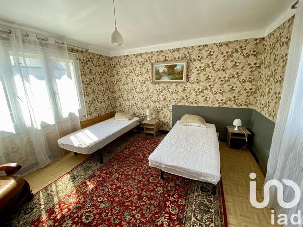 Maison traditionnelle 6 pièces de 126 m² à Saint-Nazaire (44600)