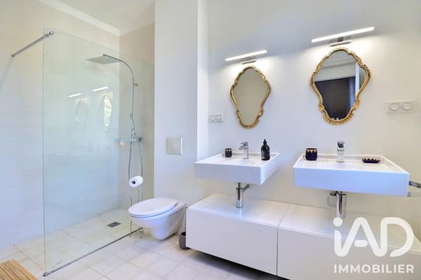 Maison à vendre 23 pièces 772 m² Arles