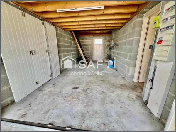 5 minutes à pied de la gare et des commerces.