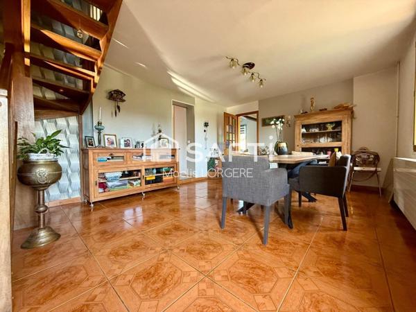 Maison 8 pièces - 5 chambres - Déville-Lès-Rouen