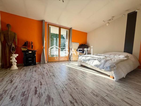 Maison 8 pièces - 5 chambres - Déville-Lès-Rouen