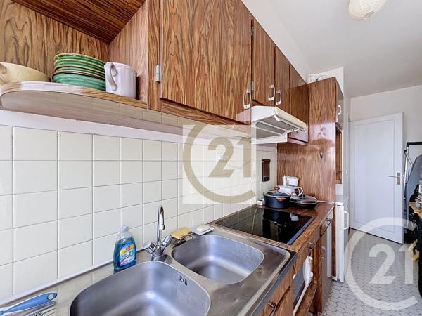 Appartement F2 à vendre  2 pièces - 40,42 m 2   IVRY SUR SEINE  - 94