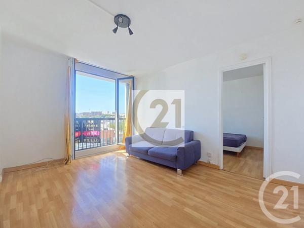 Appartement F2 à vendre  2 pièces - 40,42 m 2   IVRY SUR SEINE  - 94